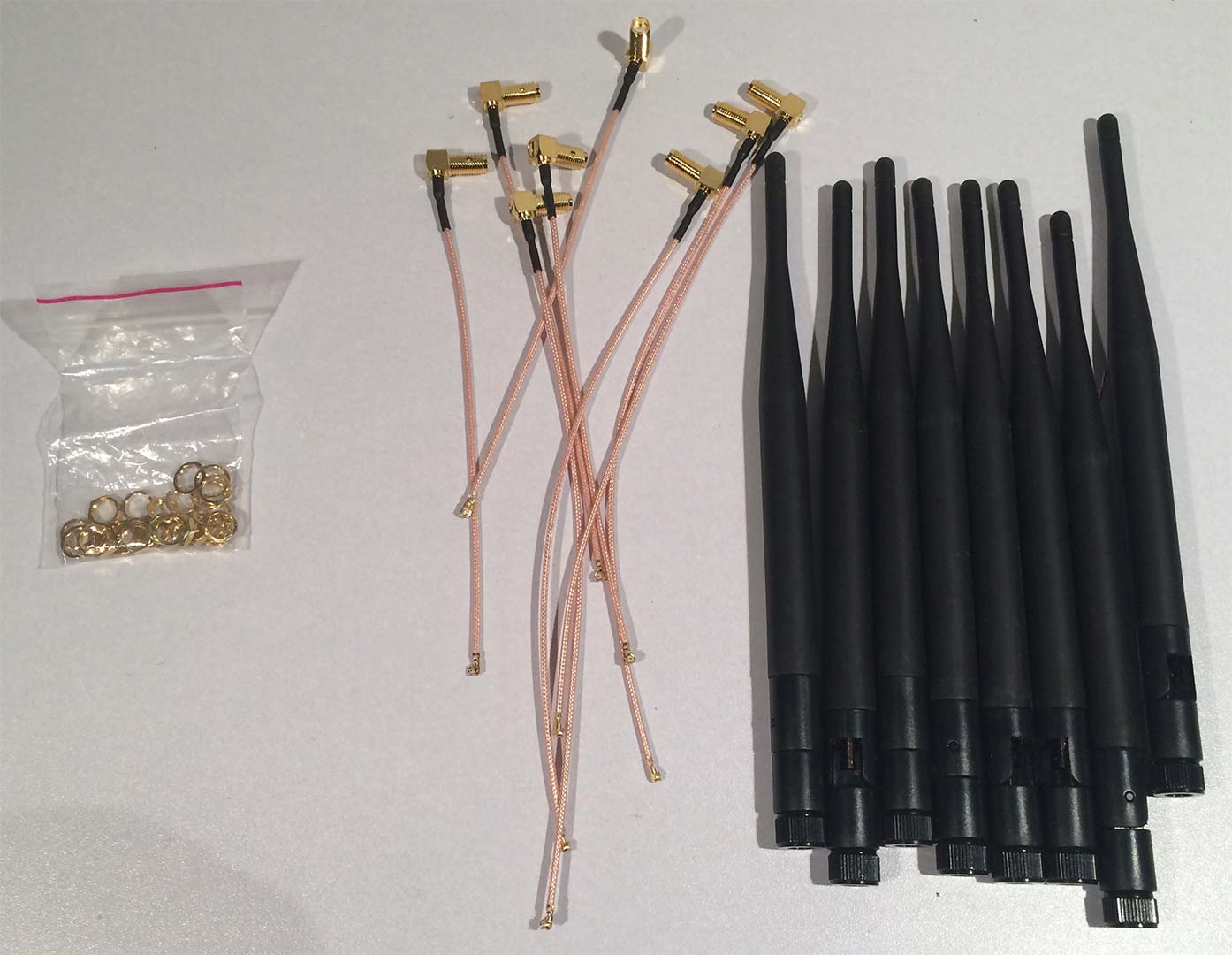 WNDR3700v2 antenna parts