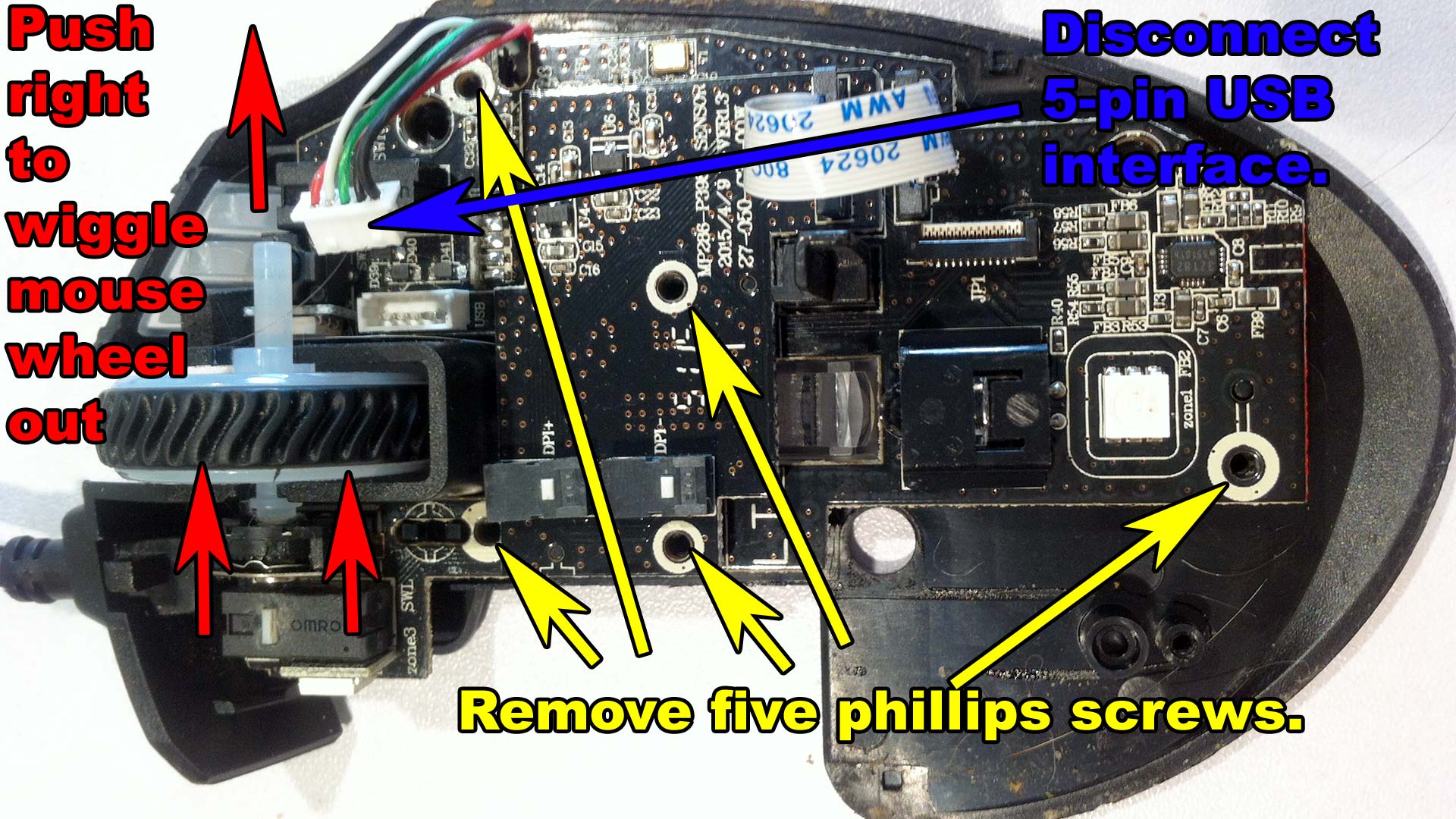 Corsair Scimitar - Removing mainboard and mouse wheel.