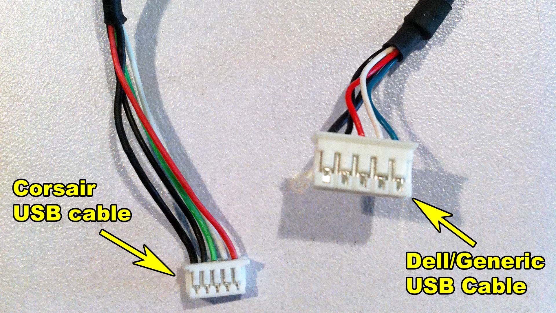 Corsair Scimitar - Cable Comparison.