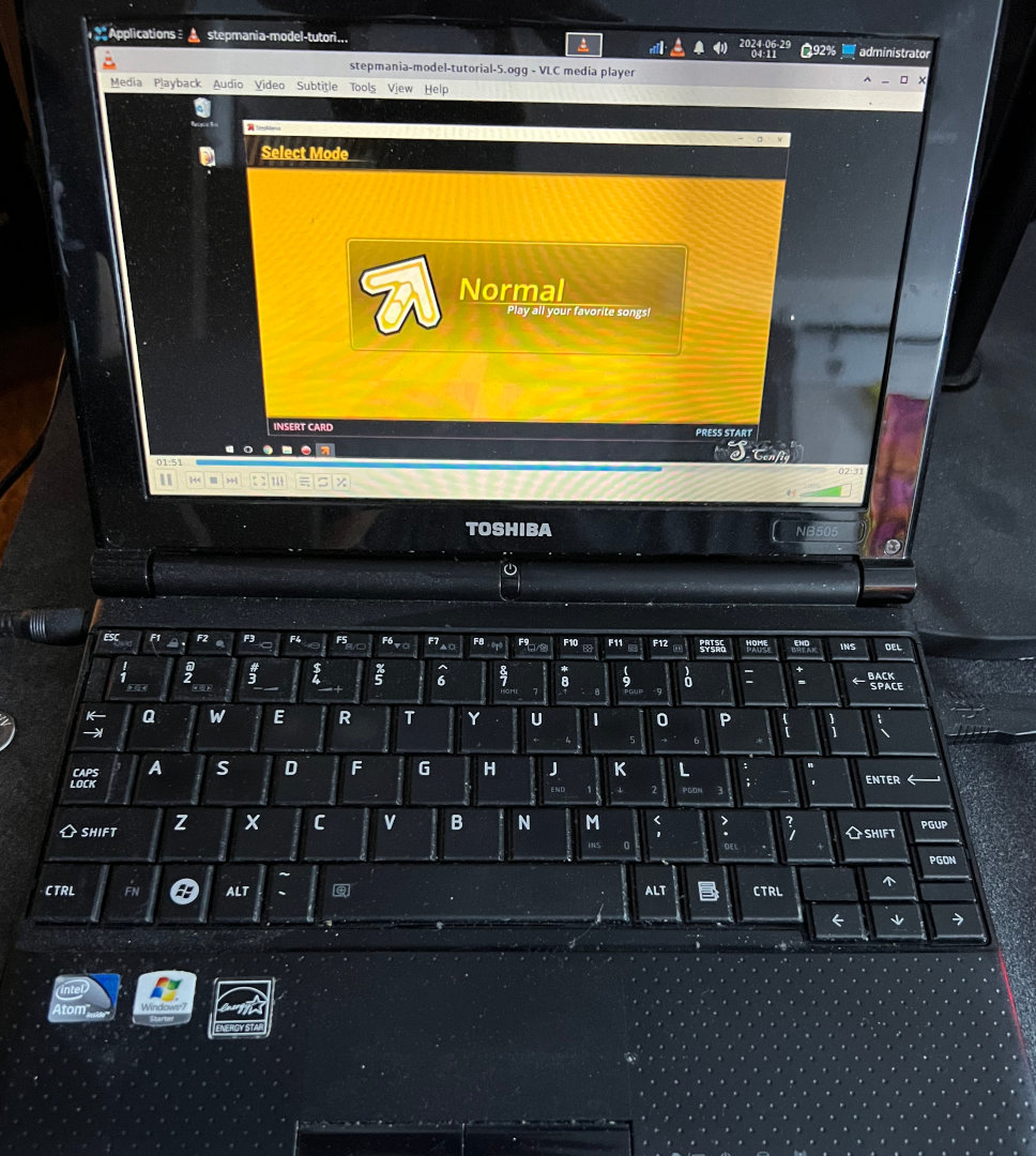 Toshiba-NB505-Netbook